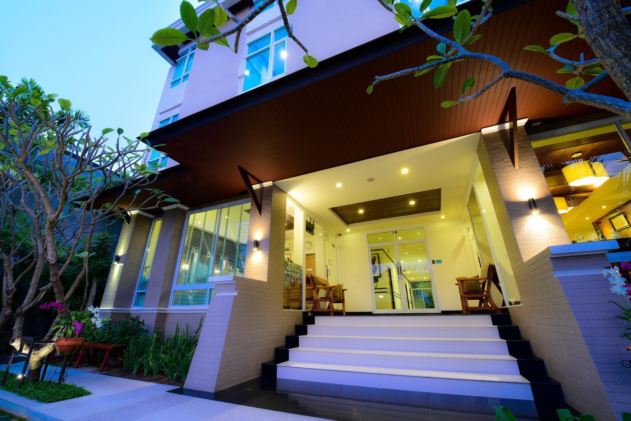 Rapeepan Ville Hotel Ubon Ratchathani Exterior photo