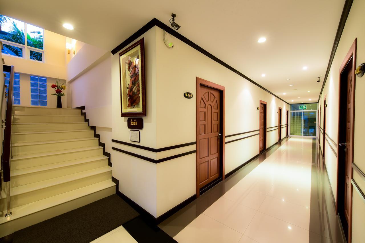 Rapeepan Ville Hotel Ubon Ratchathani Exterior photo