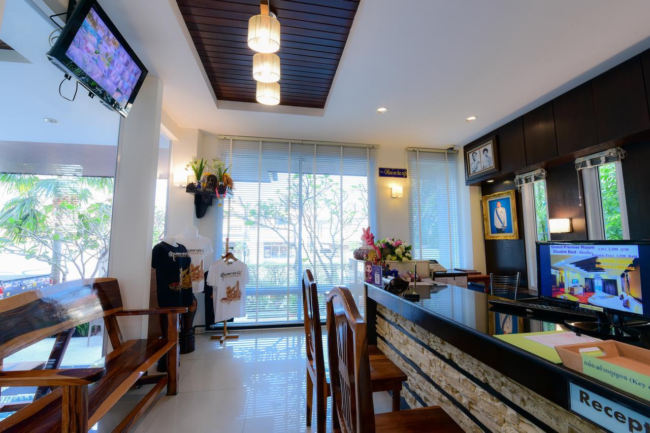 Rapeepan Ville Hotel Ubon Ratchathani Exterior photo
